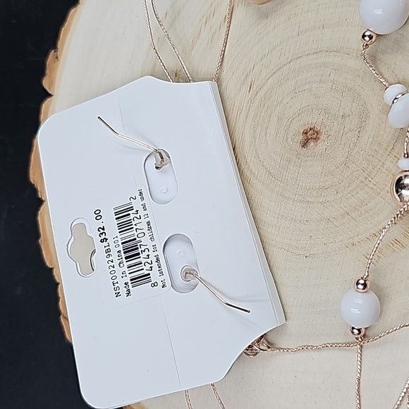 #Bay Stuid Earrings & Layered Necklace Set - Picture 4 of 5